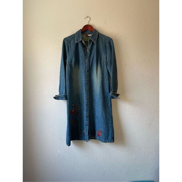 No Brand Dresses & Skirts - Vintage y2k denim embroidered and embellished dress size large button front
